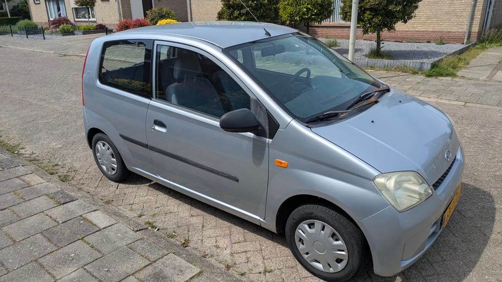 Daihatsu Cuore 1.0 3D 2004 Grijs, Auto's, Daihatsu, Particulier, Cuore, Benzine, B, Hatchback, Handgeschakeld, Origineel Nederlands