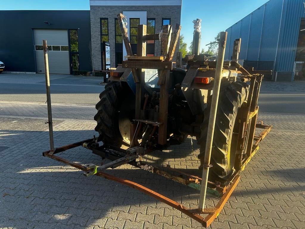 Tractor voor carnaval met kenteken - Nieuwe startmotor, Ophalen, Gebruikt