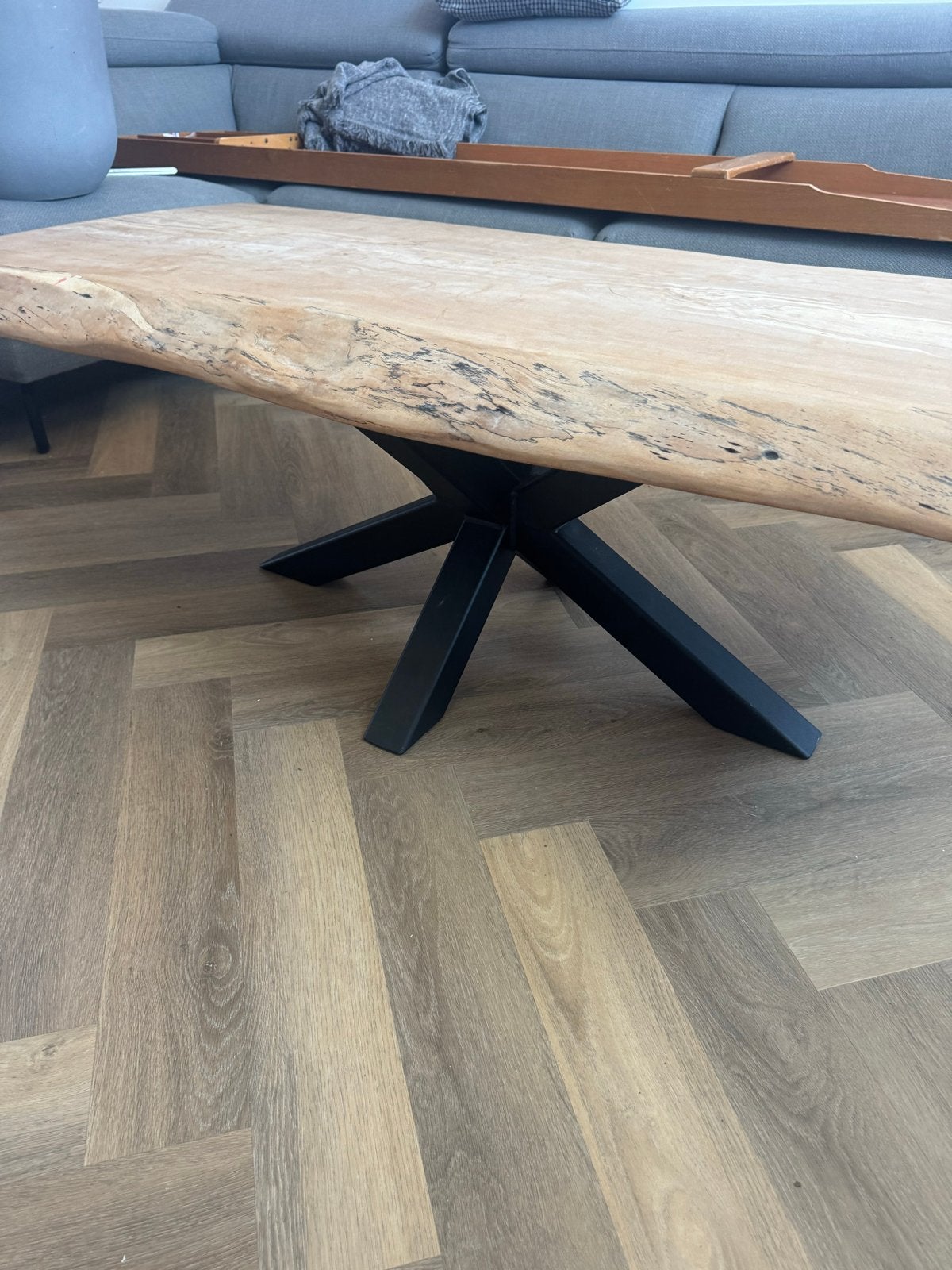 Massieve salontafel 6 cm dik met kruis onderstel, Huis en Inrichting, Tafels | Salontafels, Ophalen, Gebruikt, 100 tot 150 cm