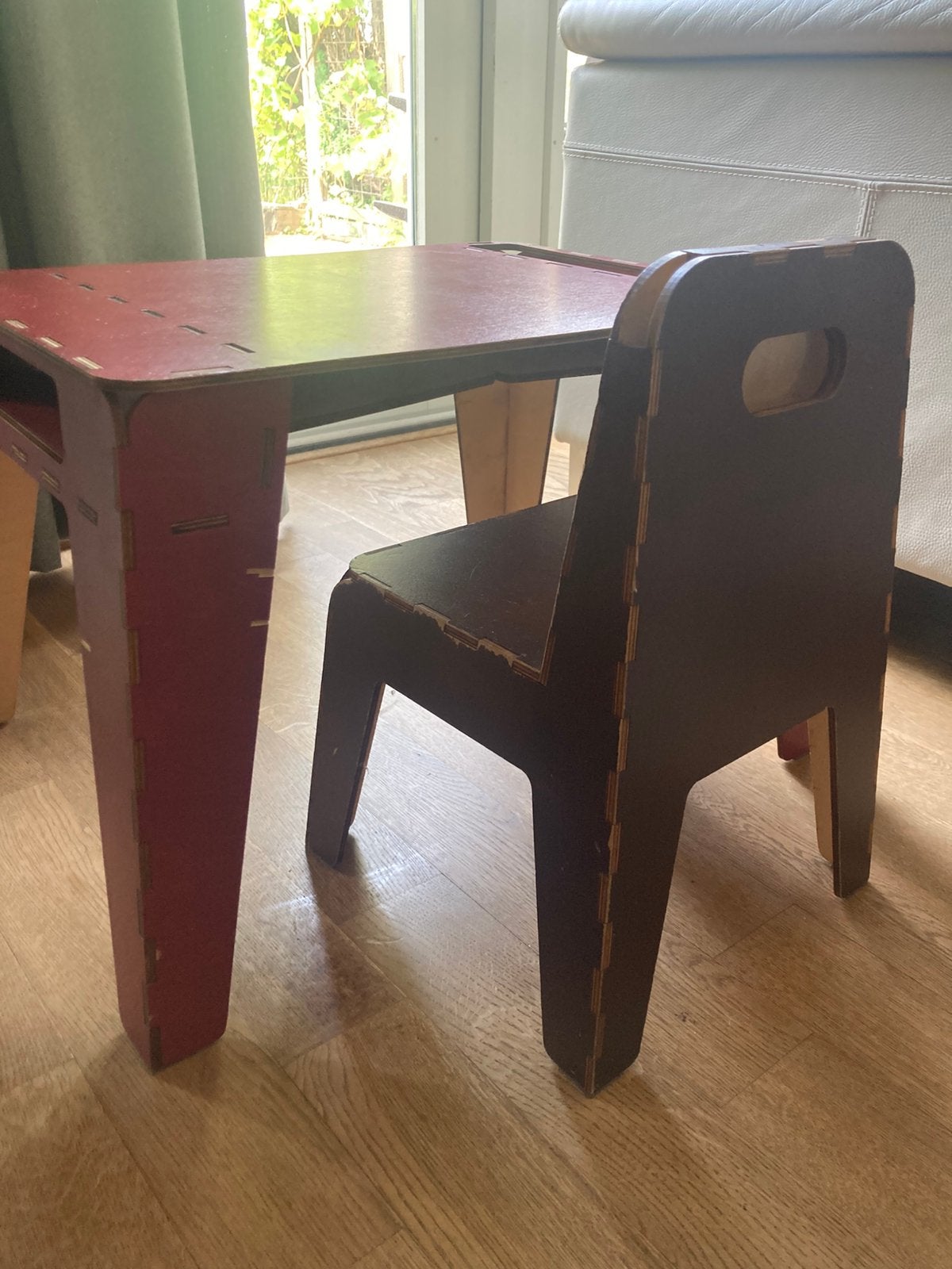 Kindertafeltje met stoeltje, Kinderen en Baby's, Kinderkamer | Tafels en Stoelen, Ophalen, Gebruikt, Tafel(s) en Stoel(en)