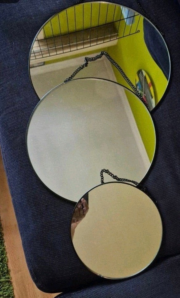 Set van 3 ronde spiegels met ketting, Ophalen