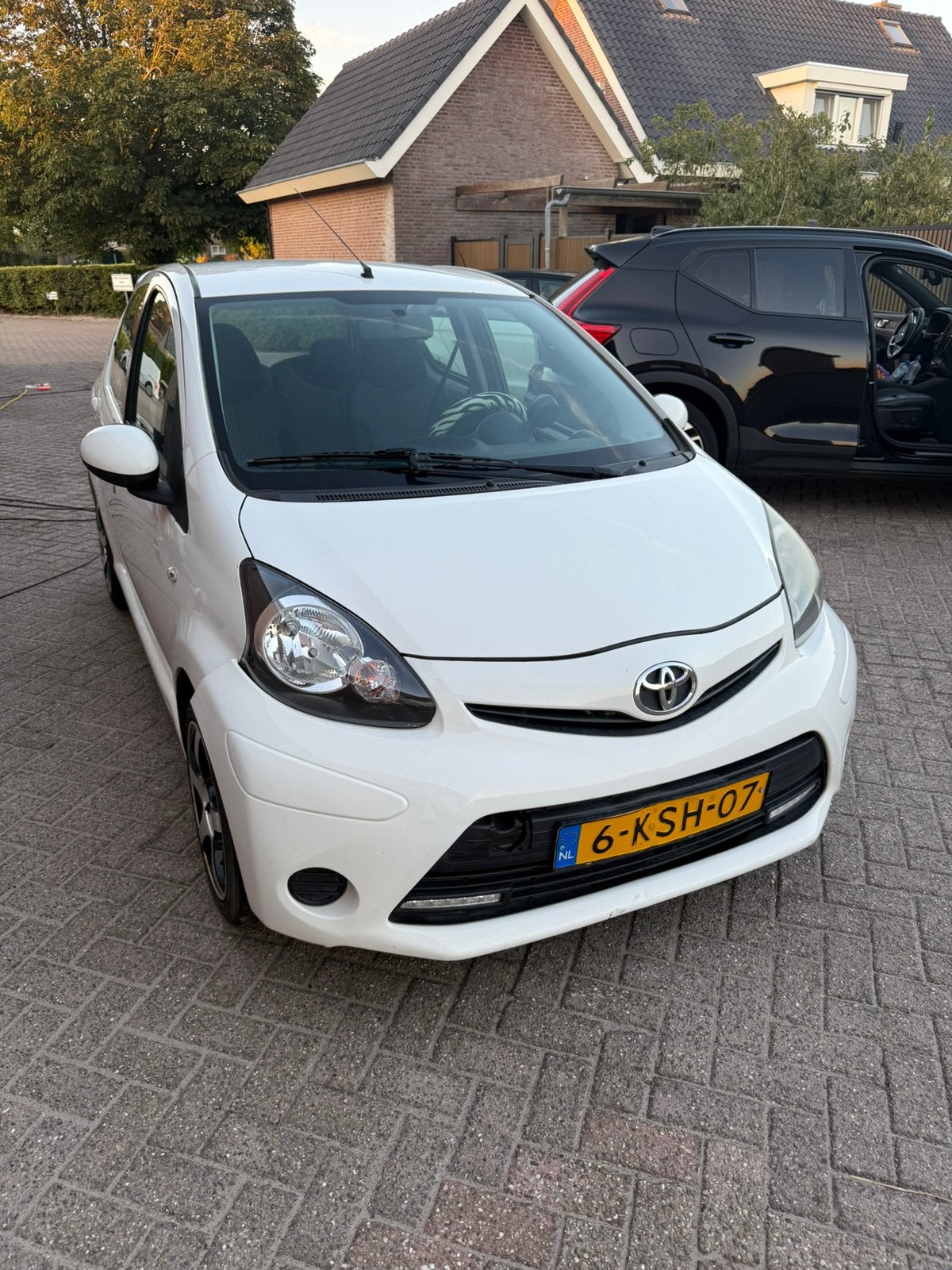 Toyota Aygo 1.0 VVT-i Aspiration | APK 04-2027 | 5-deurs, Voorwielaandrijving, 4 stoelen, Origineel Nederlands, Handgeschakeld