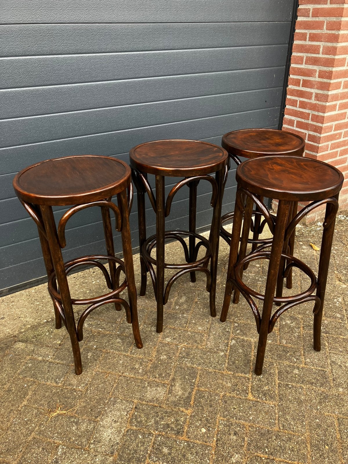 Thonet style  barkrukken, Huis en Inrichting, Barkrukken, 2 krukken, Ophalen, Zo goed als nieuw, 60 tot 90 cm
