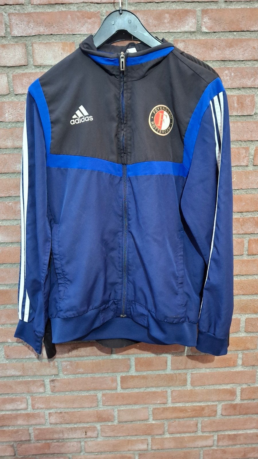 Adidas Feyenoord trainingsjack - Maat M, Ophalen of Verzenden, Adidas, Voetbal, Gedragen