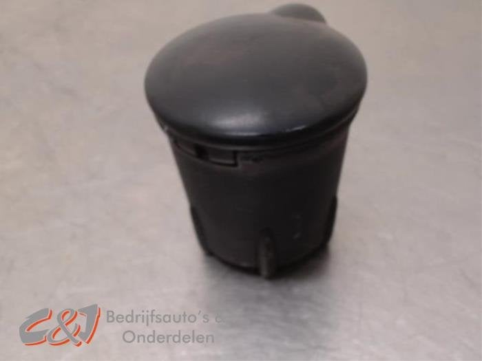 Asbak voor van een Opel Vivaro, Gebruikt, -, -, Opel