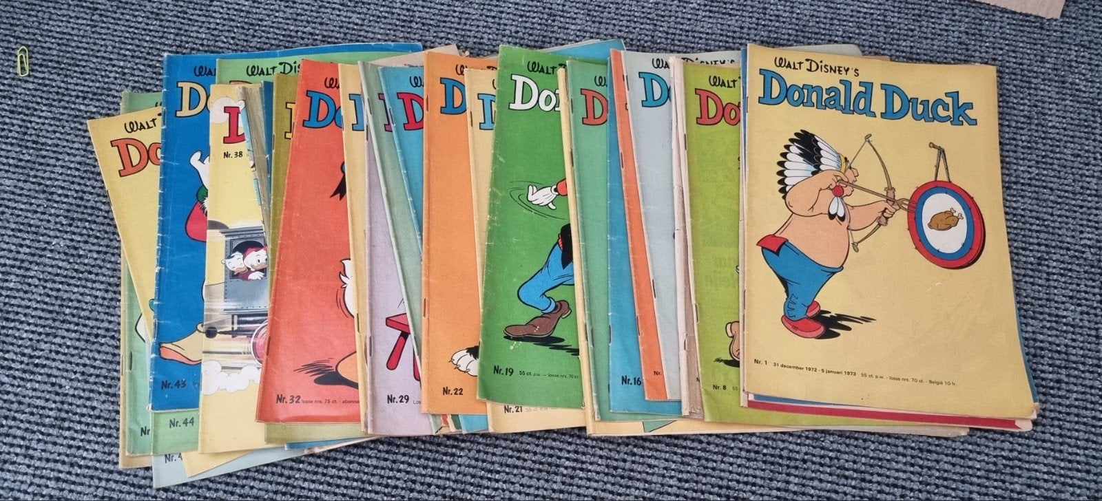 34 Donald Duck tijdschriften uit 1973, Meerdere stripboeken, Ophalen of Verzenden, Gelezen