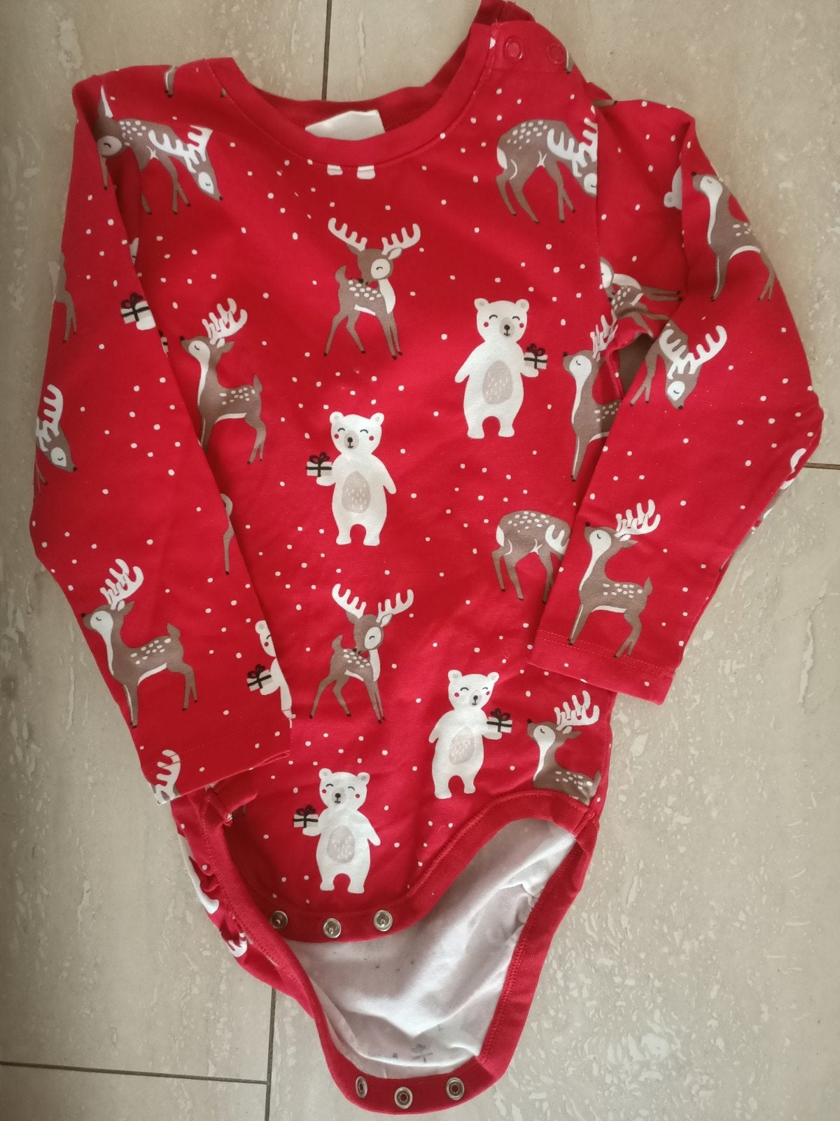 Rode kerst romper met rendieren en beren van KappAhl, Nacht- of Onderkleding, Jongetje of Meisje, KappAhl, Ophalen of Verzenden