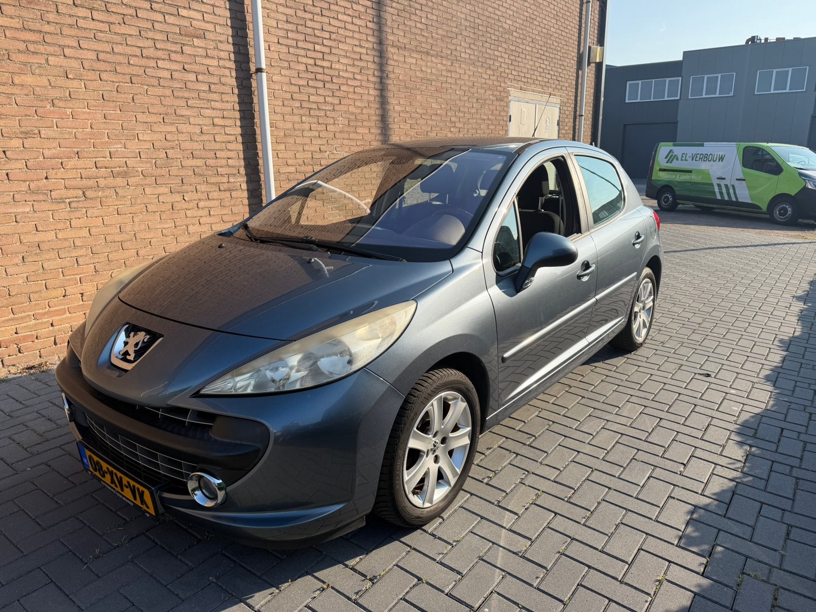 Peugeot 207 1.6 VTI 16V 5DR 2007 Grijs, Voorwielaandrijving, Stof, Zwart, 4 cilinders