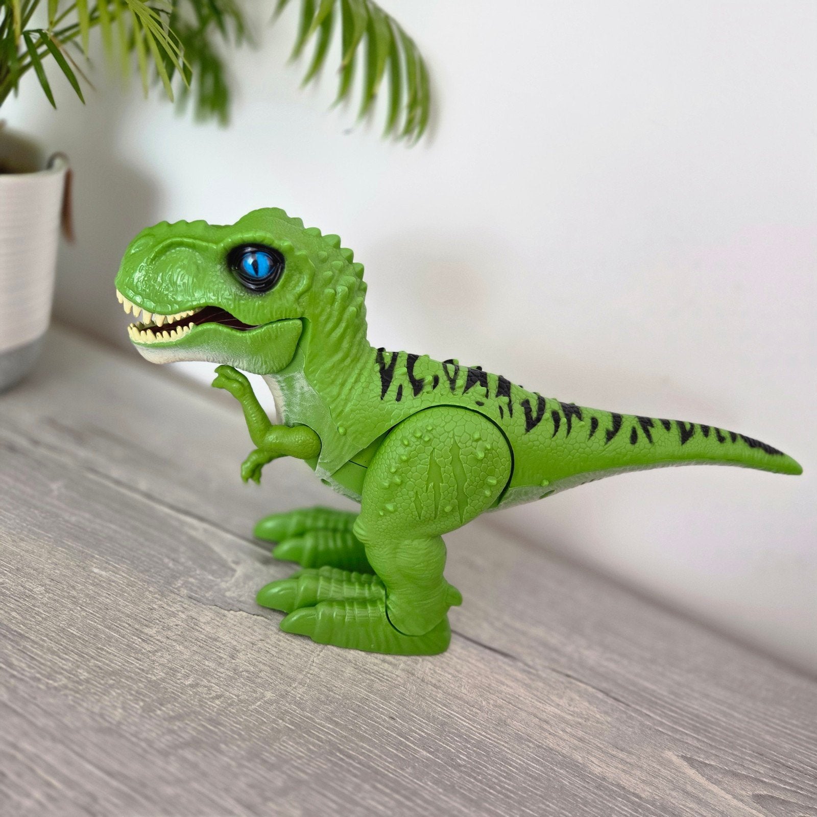 Zuru Robo Alive Attacking T-Rex met geluid, Ophalen of Verzenden, Zo goed als nieuw