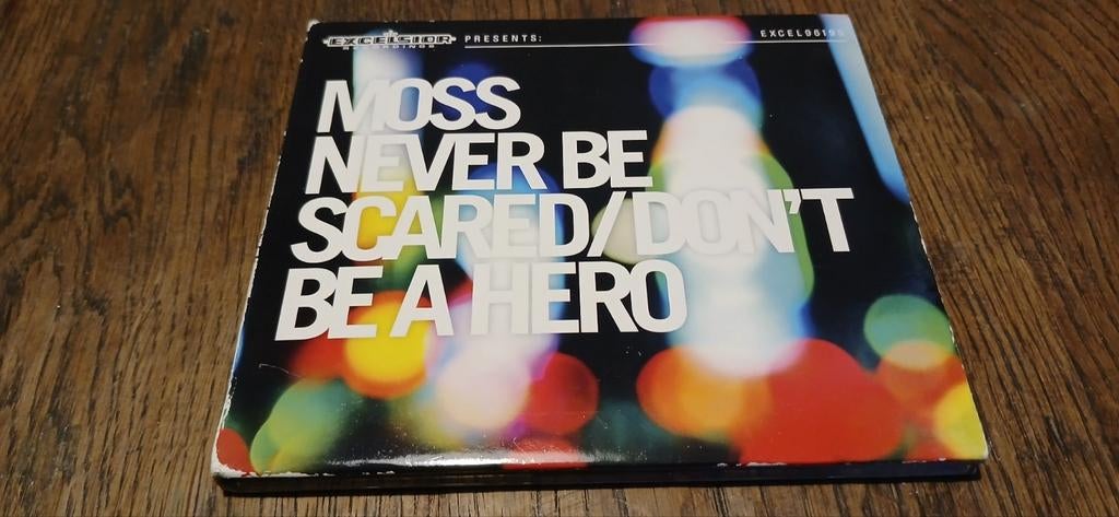 Moss - Never be scared/ Don't be a hero, Ophalen of Verzenden, Zo goed als nieuw, Poprock