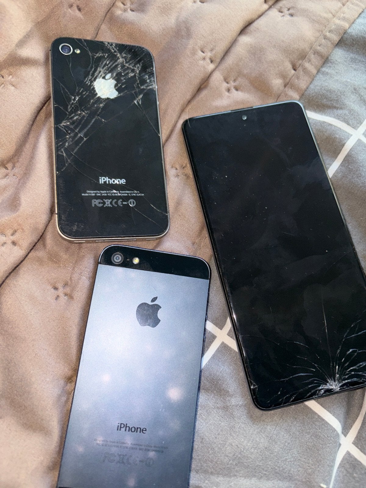 Partij defecte smartphones: iPhone 4, iPhone 5, Samsung A51, Ophalen of Verzenden, Niet werkend, Zwart, 64 GB