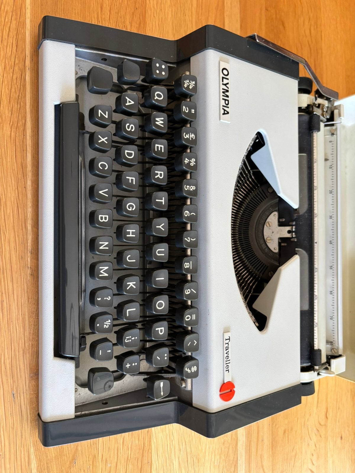 Olympia Traveller vintage typemachine, Diversen, Ophalen