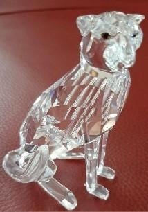 Swarovski luipaard zittend, Verzamelen, Swarovski, Ophalen of Verzenden, Zo goed als nieuw, Figuurtje
