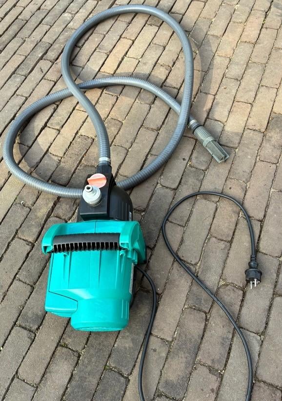 Gardena 3000/4 tuinpomp 3000//h 35m, Tuin en Terras, Waterpompen, Ophalen of Verzenden, Gebruikt, Elektrisch, Besproeiingspomp