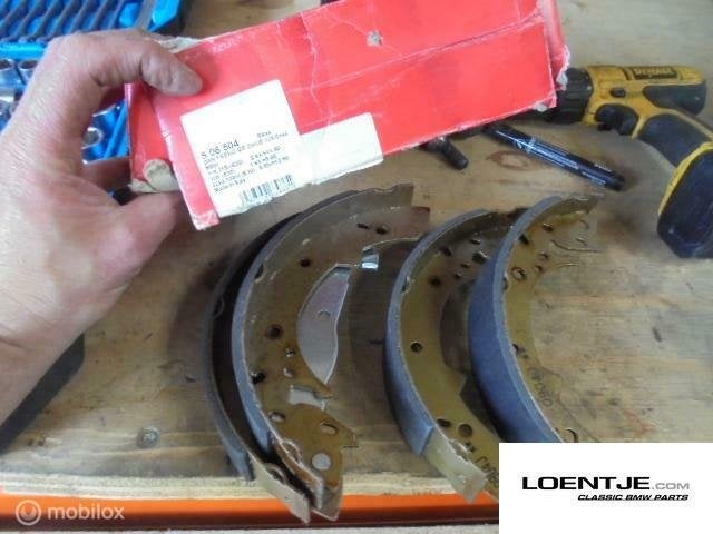 nieuwe remschoenen bmw e30 met trommels 316 318 324 320, Gebruikt, Ophalen of Verzenden, BMW, BMW