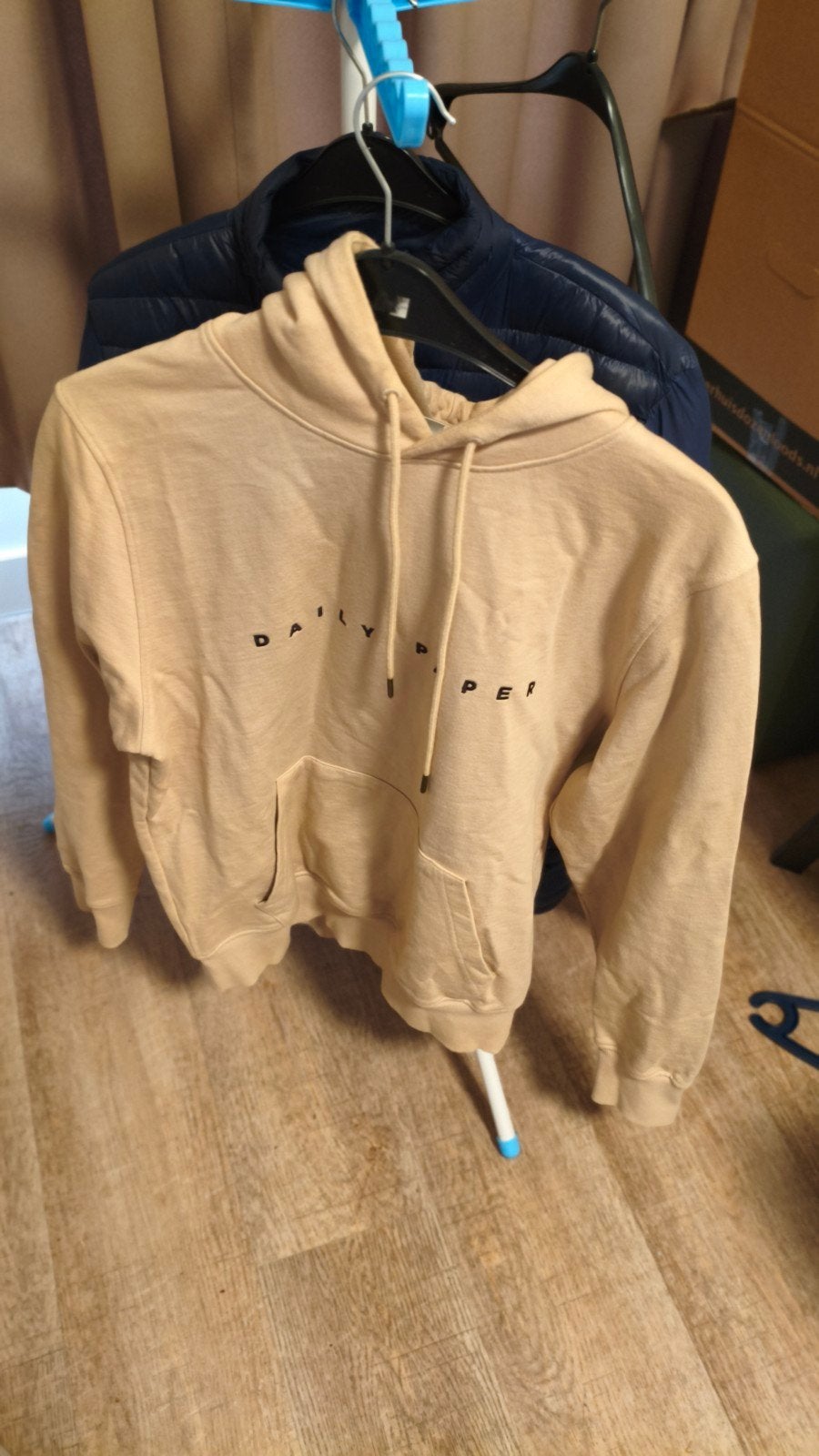 Daily Paper Hoodie Maat M crème/beige - Zo goed als nieuw, Kleding | Heren, Truien en Vesten, Ophalen of Verzenden, Zo goed als nieuw
