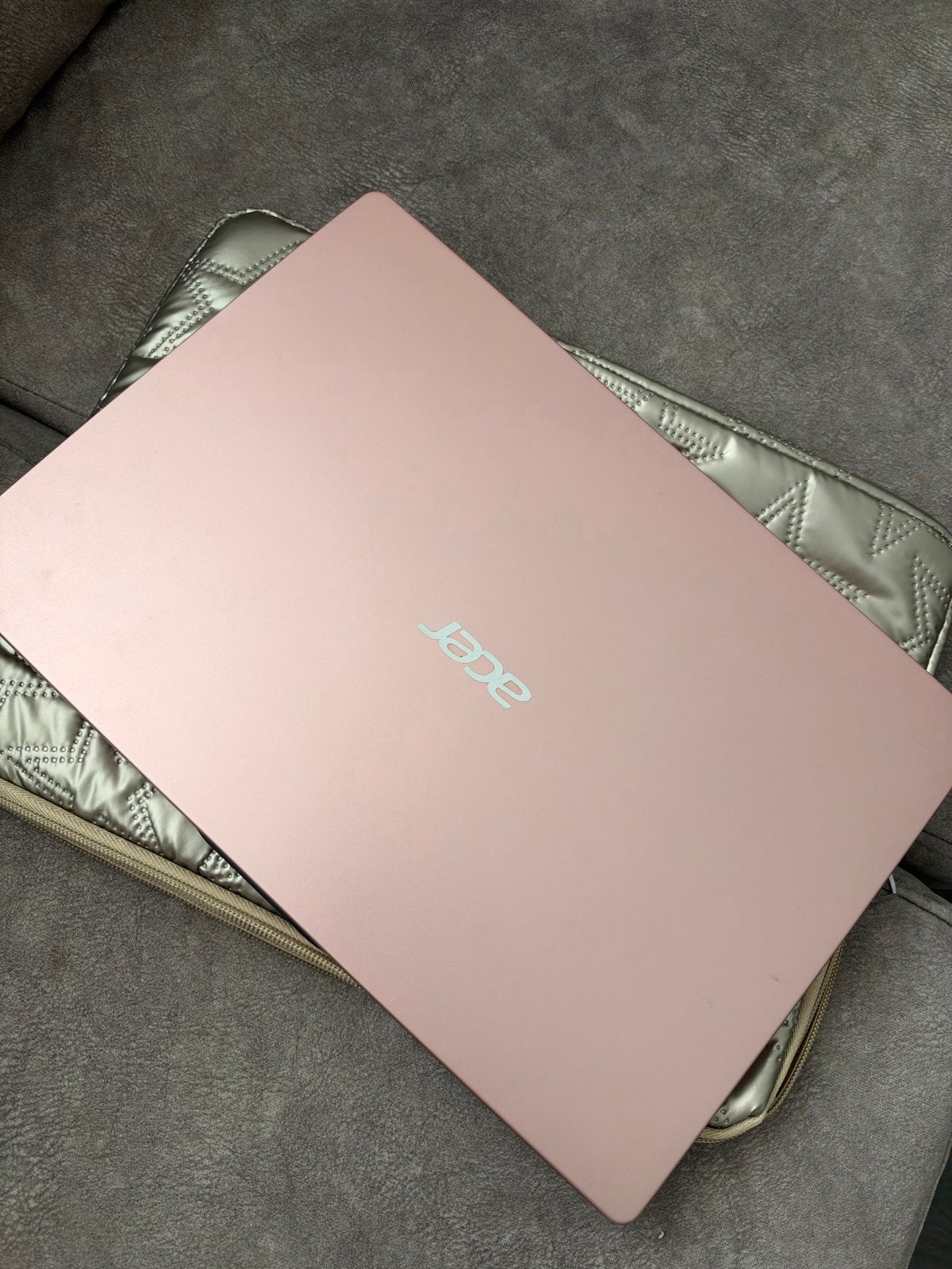Roze laptop  Perfect voor studie/werk, Computers en Software, Ophalen, 14 inch, Qwerty, 2 tot 3 Ghz