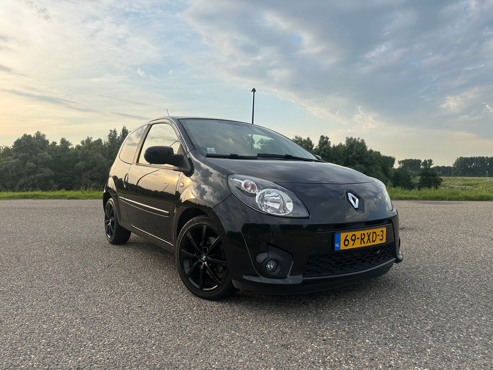 Renault Twingo 1.2 miss sixty edition 2011 airco&cruise, Auto's, Renault, 839 kg, Twingo, 74 pk, Zwart