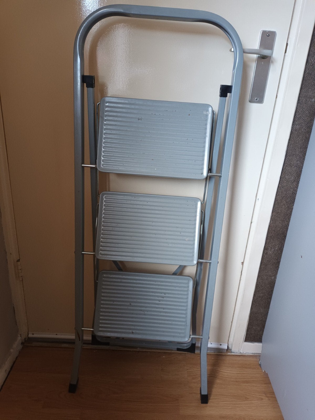 keuken trap., Ophalen, Gebruikt, Minder dan 2 meter