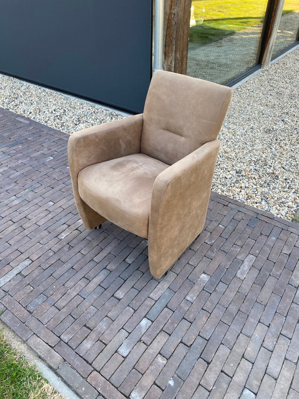 4 eetkamerstoelen op wieltjes fauteuil, Ophalen, Zo goed als nieuw, Minder dan 75 cm, 50 tot 75 cm