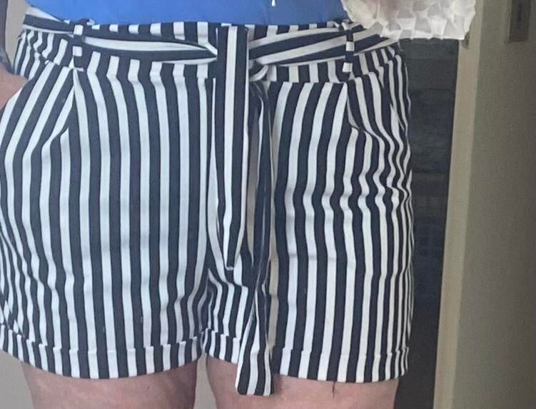 Korte broek, Maat 38/40 (M), Kort, Zwart, Ophalen of Verzenden