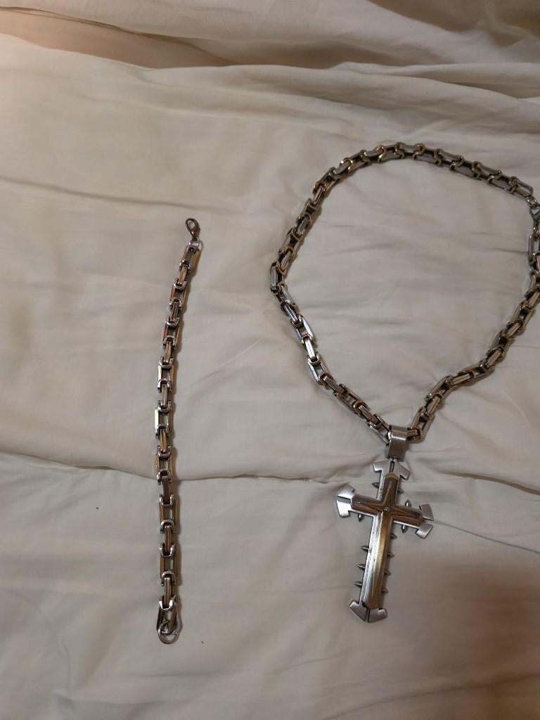 Halsketting en armband, Ophalen, Zo goed als nieuw, Overige kleuren, Overige materialen