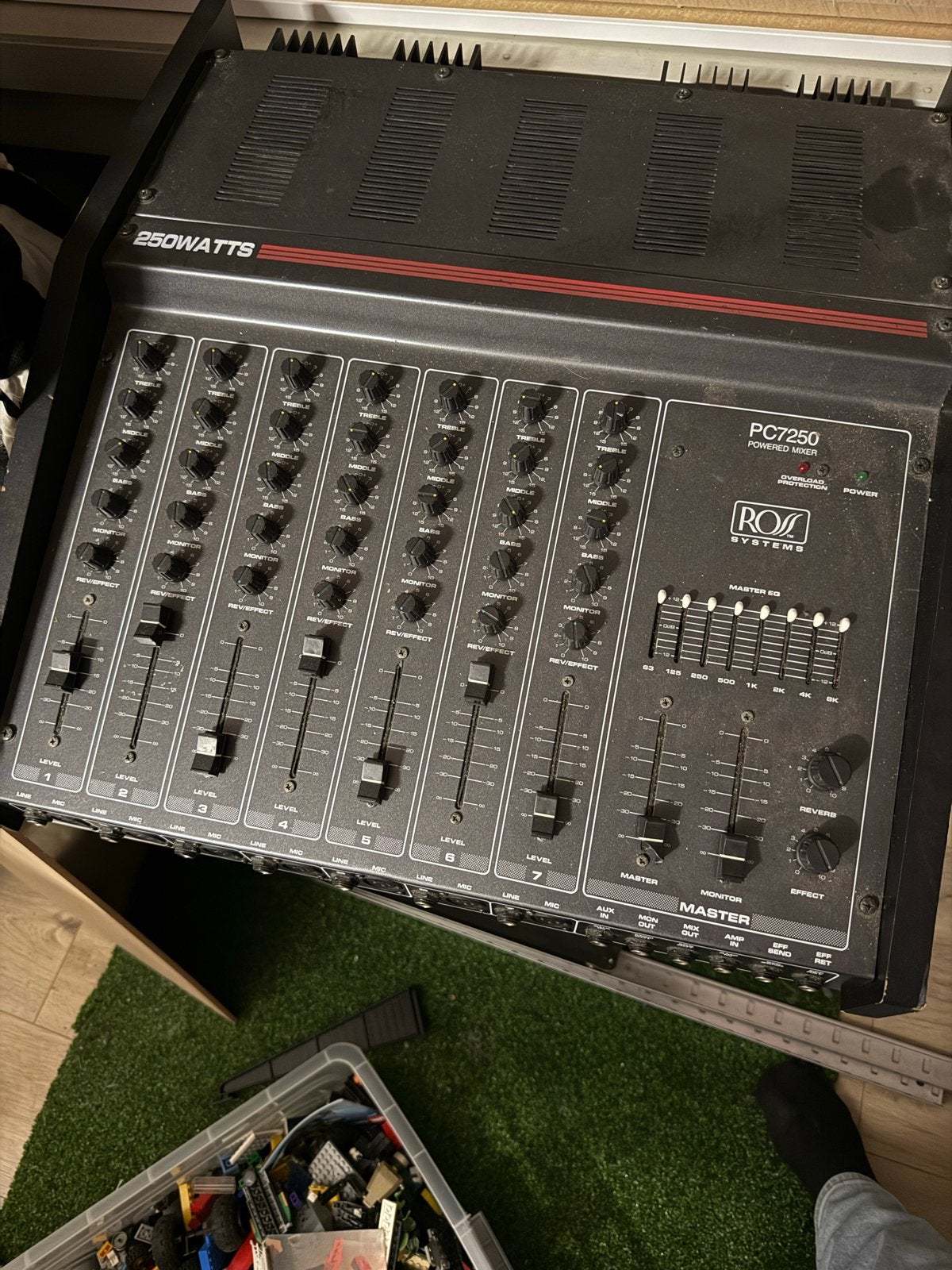 Ross Systems PC7250 Powermixer met LEM K1 luidsprekers, Muziek en Instrumenten, Ophalen, Gebruikt, 5 tot 10 kanalen, Microfooningang