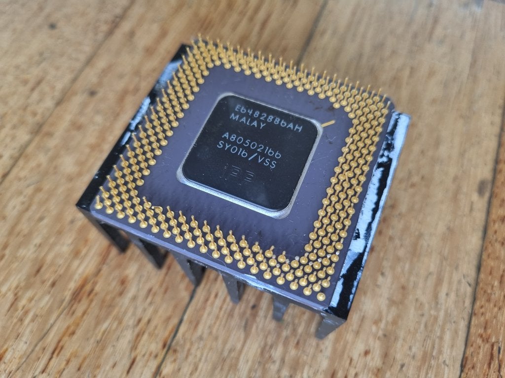 Intel Pentium 166 MHz CPU, Computers en Software, Socket 5, 7, Minder dan 2 Ghz, Ophalen of Verzenden, Zo goed als nieuw