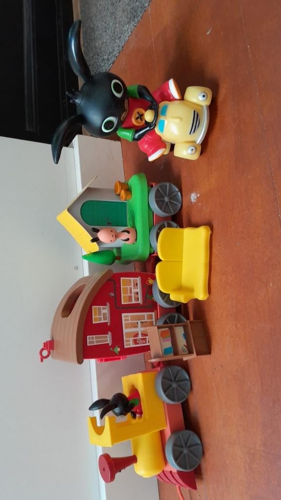 Bing Konijn Speelgoed Set Trein Huis Figuren, Ophalen of Verzenden