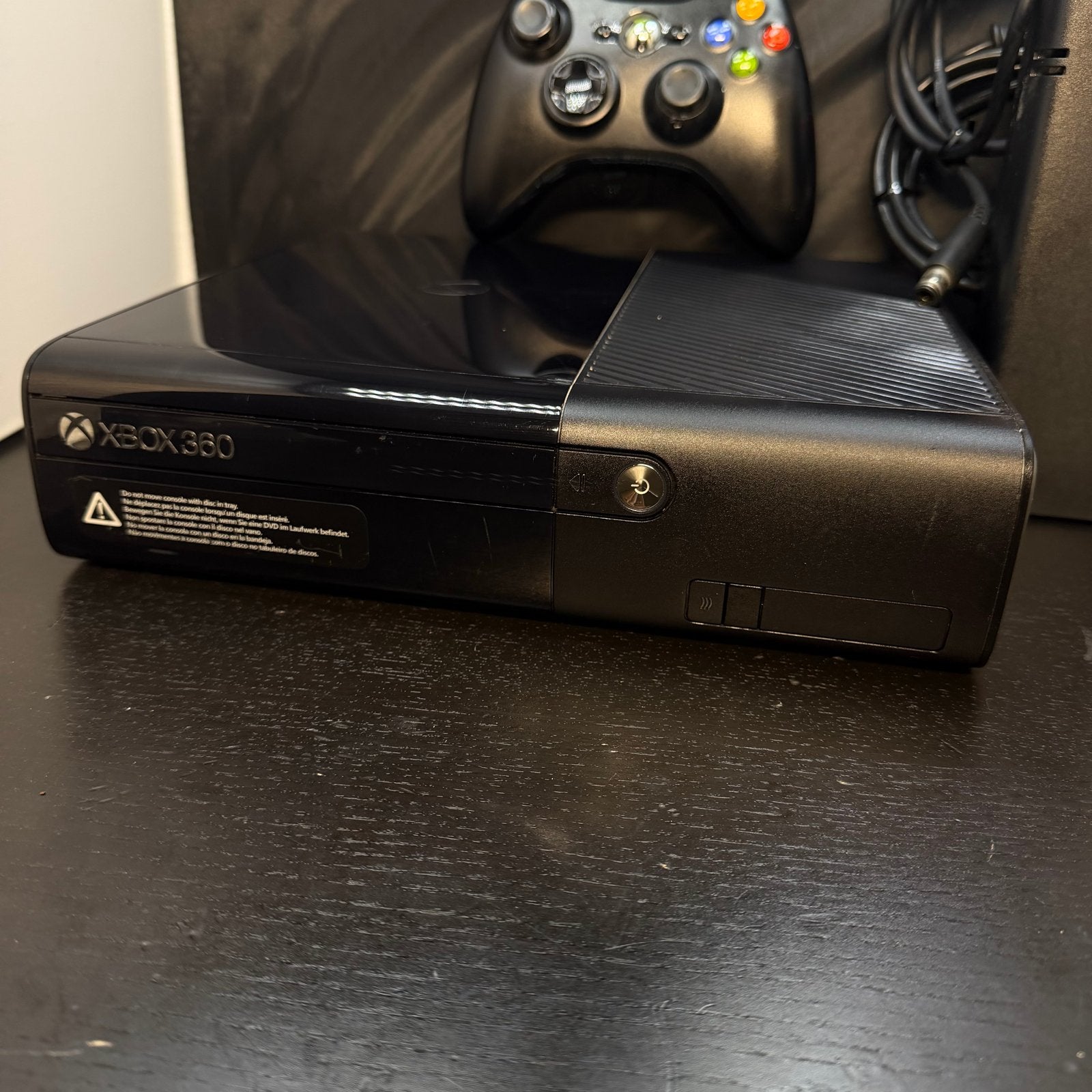 Microsoft Xbox 360 E - Complete set met controller 250 GB, 360 E, G, Verzenden, D