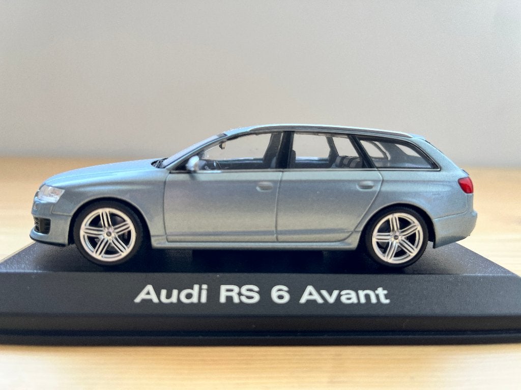 Minichamps Audi RS6 Avant C6 1:43, Verzenden, Zo goed als nieuw, Auto, MiniChamps