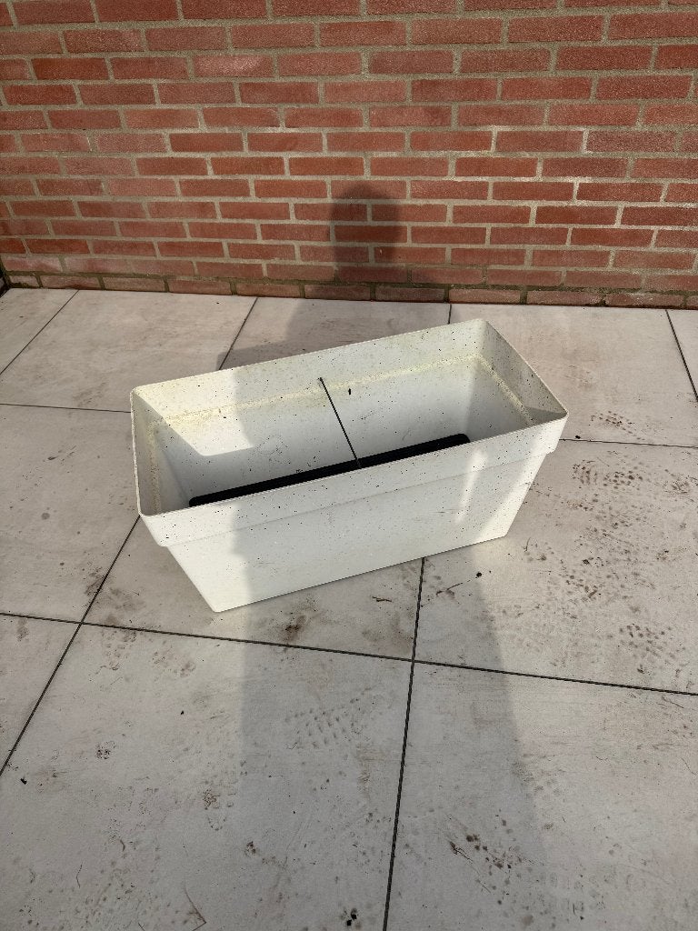 Gratis: Plantenbak (34 x 69cm), Tuin en Terras, Ophalen, Kunststof, Gebruikt, Balkon