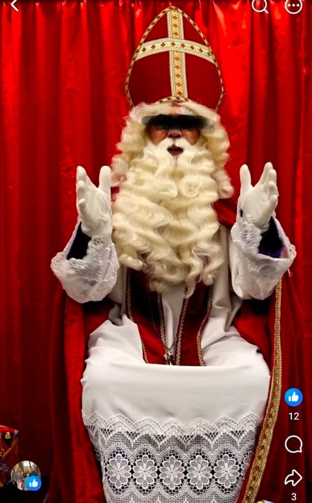 Sinterklaas pak compleet met accessoires, Ophalen of Verzenden, Gebruikt