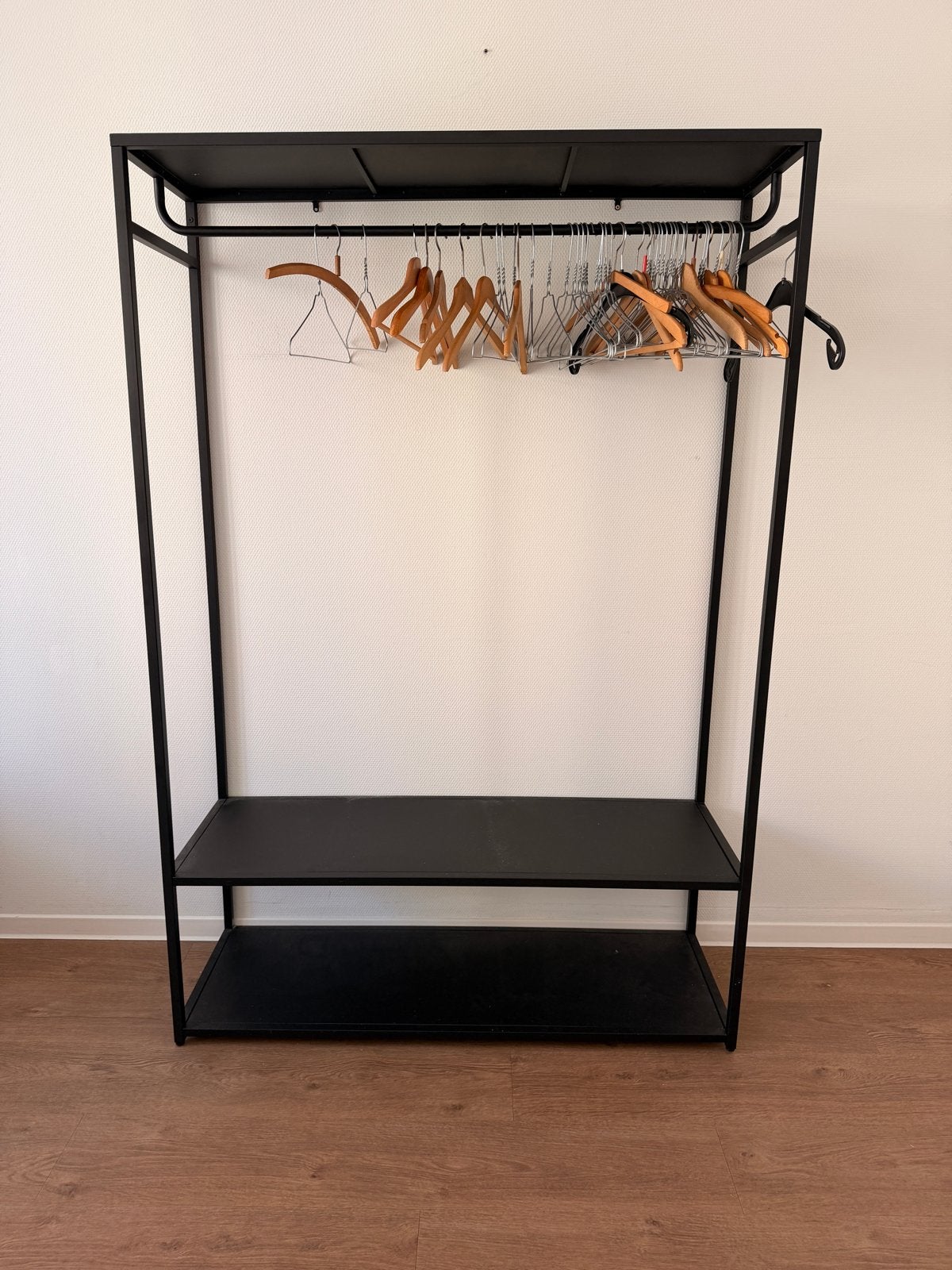 Halmeubel Isabelle - zwart - 175x118x40 cm, Ophalen, Met plank(en), 200 cm of meer, 50 tot 100 cm