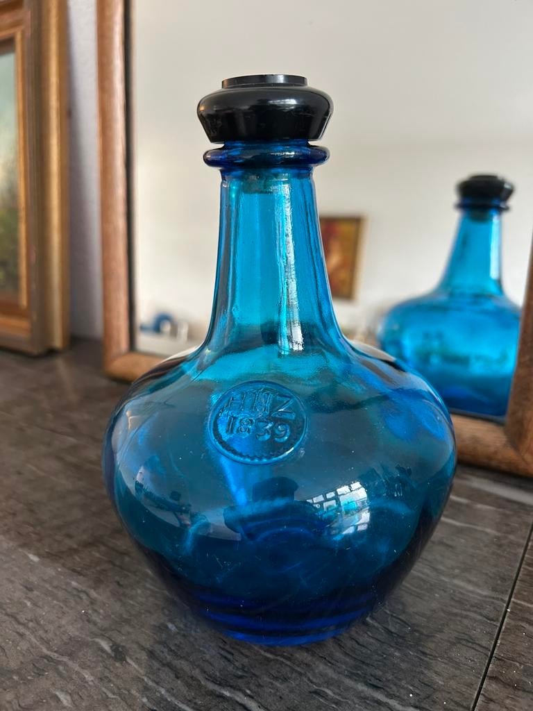 Blauwe kattenkopfles HHZ 1839, Huis en Inrichting, Woonaccessoires | Vazen, Blauw, Ophalen of Verzenden, Minder dan 50 cm, Glas
