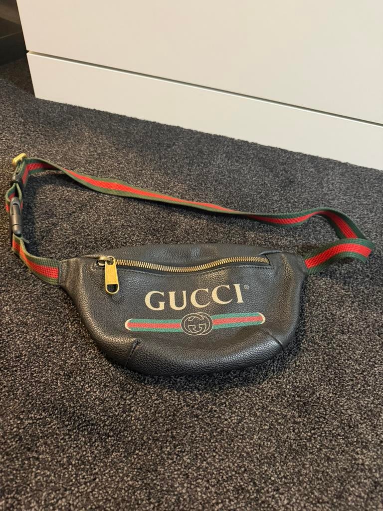 Gucci omhang tasje, Ophalen of Verzenden, Zo goed als nieuw, Zwart