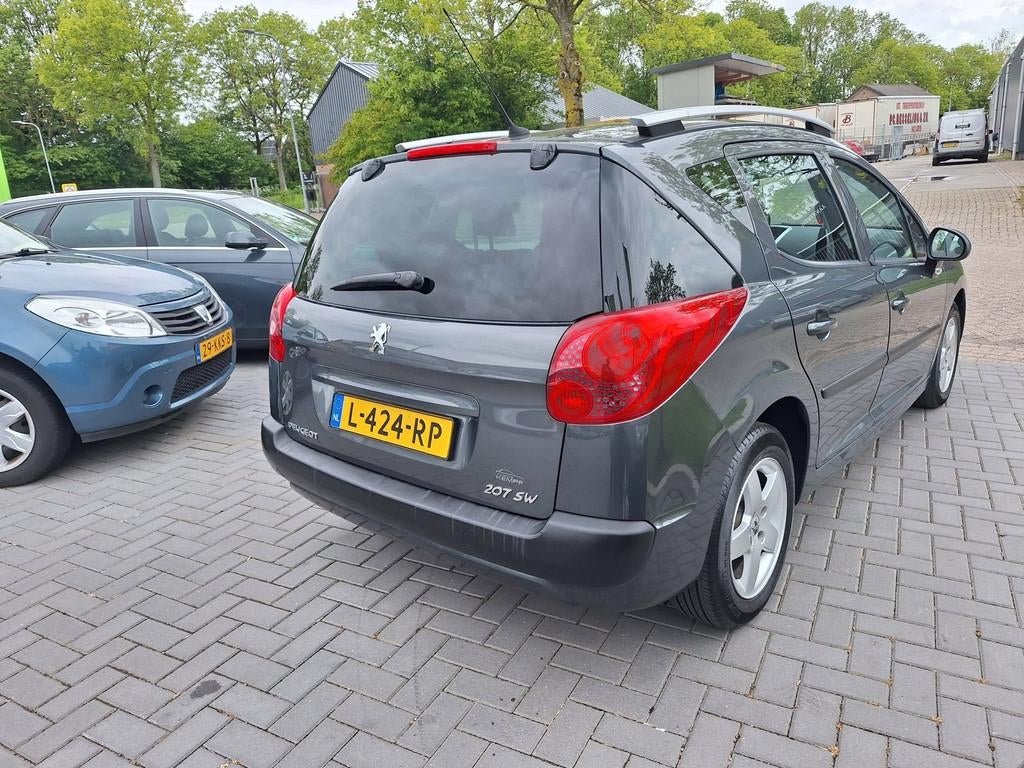 Peugeot 207