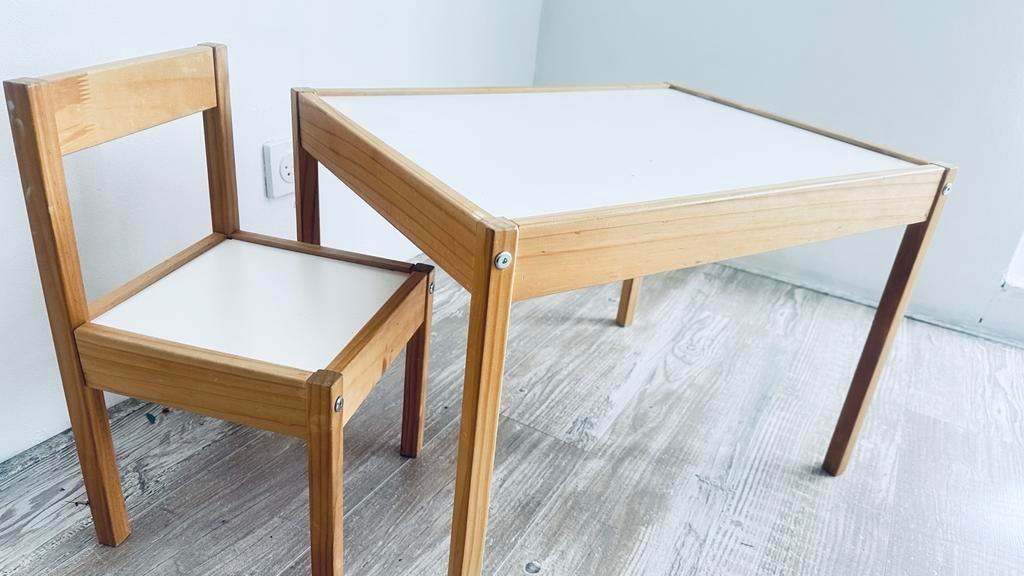 Kinder tafel met stoel - Zo goed als nieuw, Ophalen of Verzenden, Zo goed als nieuw, Tafel(s) en Stoel(en)