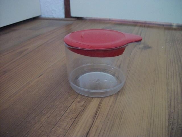 Tupperware Melkkannetje ( doorzichtig/rood ), Ophalen of Verzenden, Gebruikt, Rood