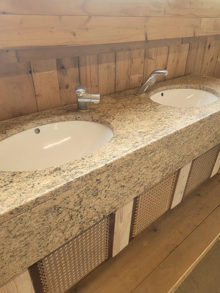 Wastafel Marmer, Huis en Inrichting, Badkamer | Badkamermeubels, Ophalen, 150 tot 200 cm, Zo goed als nieuw, Minder dan 100 cm
