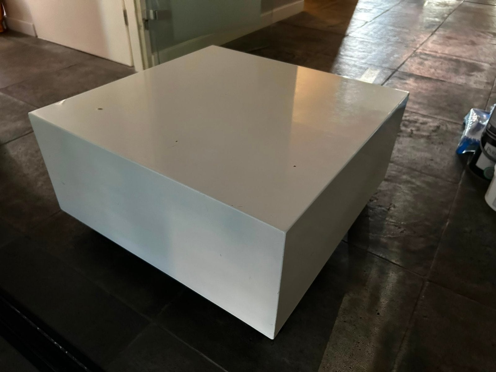 Witte hoogglans salontafel met lade - 70x70x35.5 cm, Ophalen, Overige materialen, Gebruikt, Vierkant