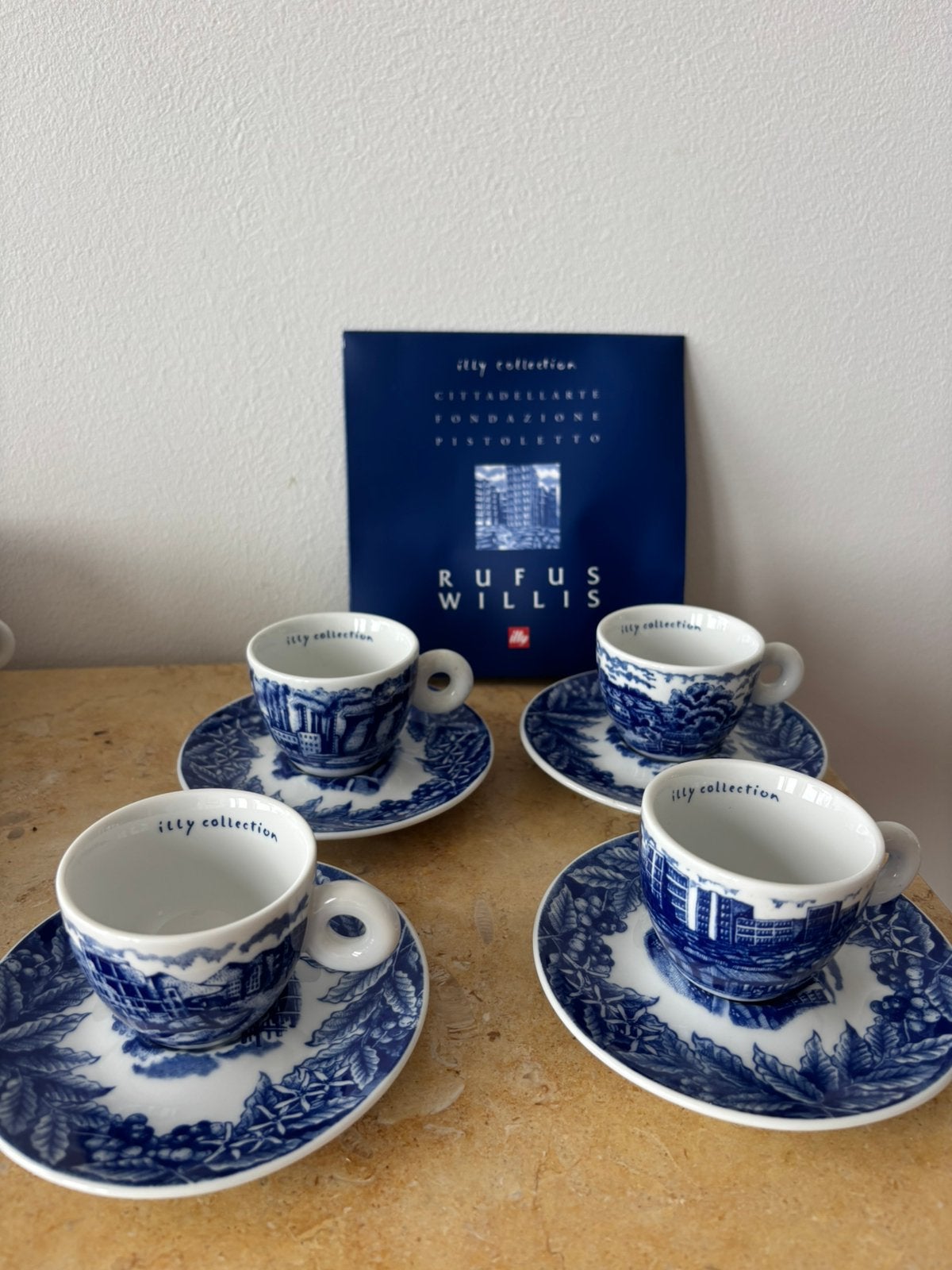 Illy espresso kopjes, Ophalen of Verzenden, Nieuw, Porselein, Kop en/of schotel