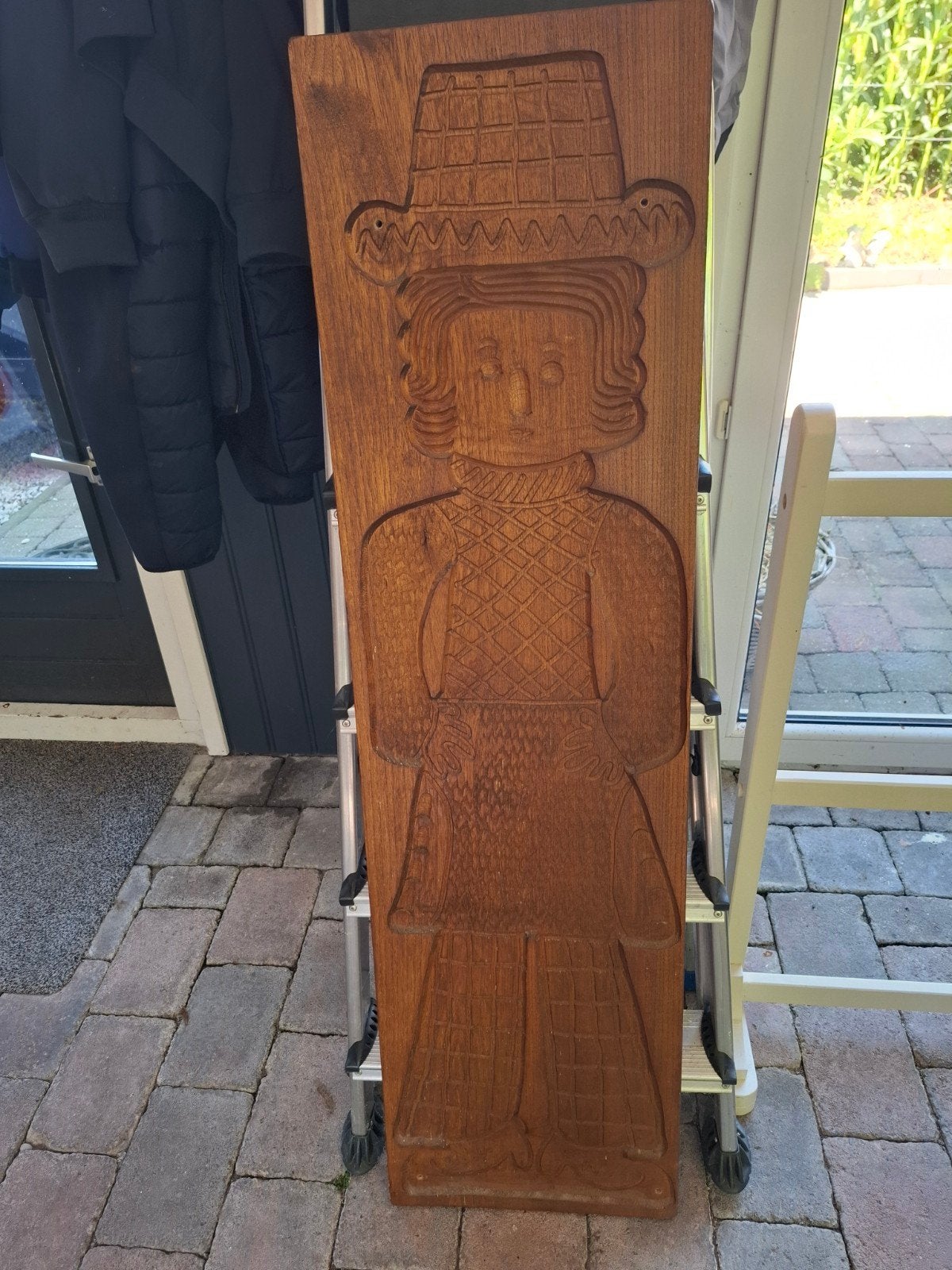 Grote speculaasplank, Ophalen
