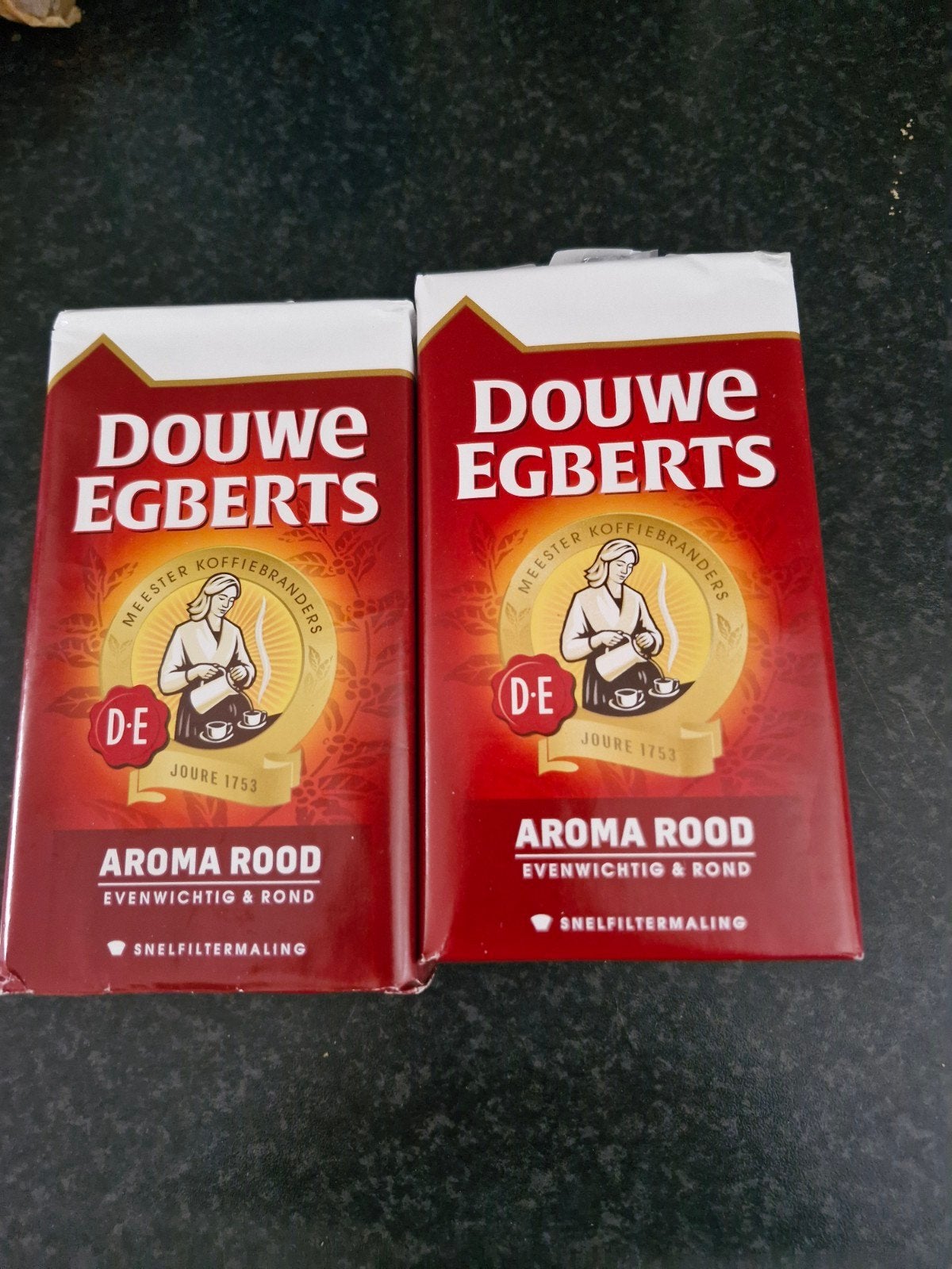 2x Douwe Egberts 250 gr snelfiltermaling, Ophalen