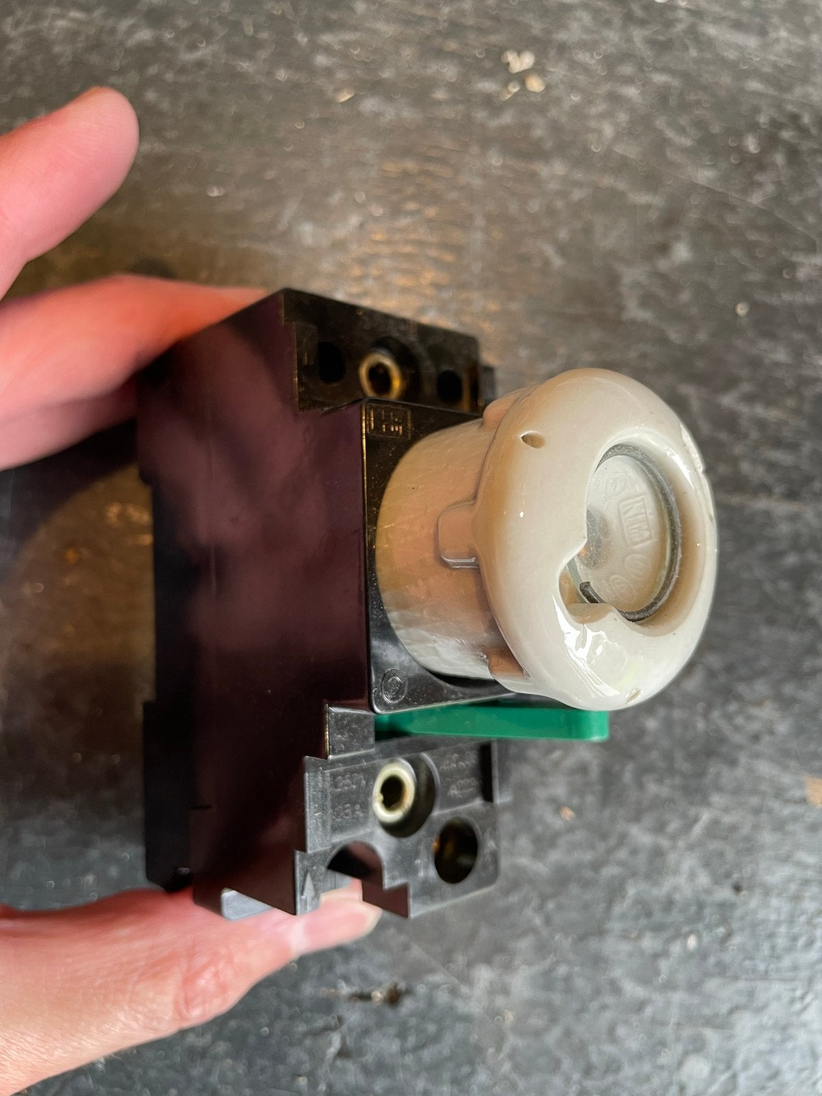 Zekeringhouder 250V 25A - Gebruikt, Ophalen of Verzenden, Gebruikt, Overige merken, Overige typen