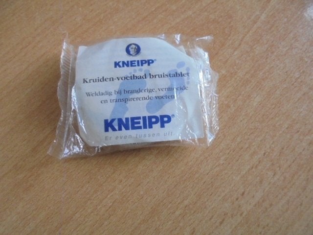 Kneipp kruiden voeten bruistablet   NIEUW, Ophalen of Verzenden, Nieuw, Overige typen