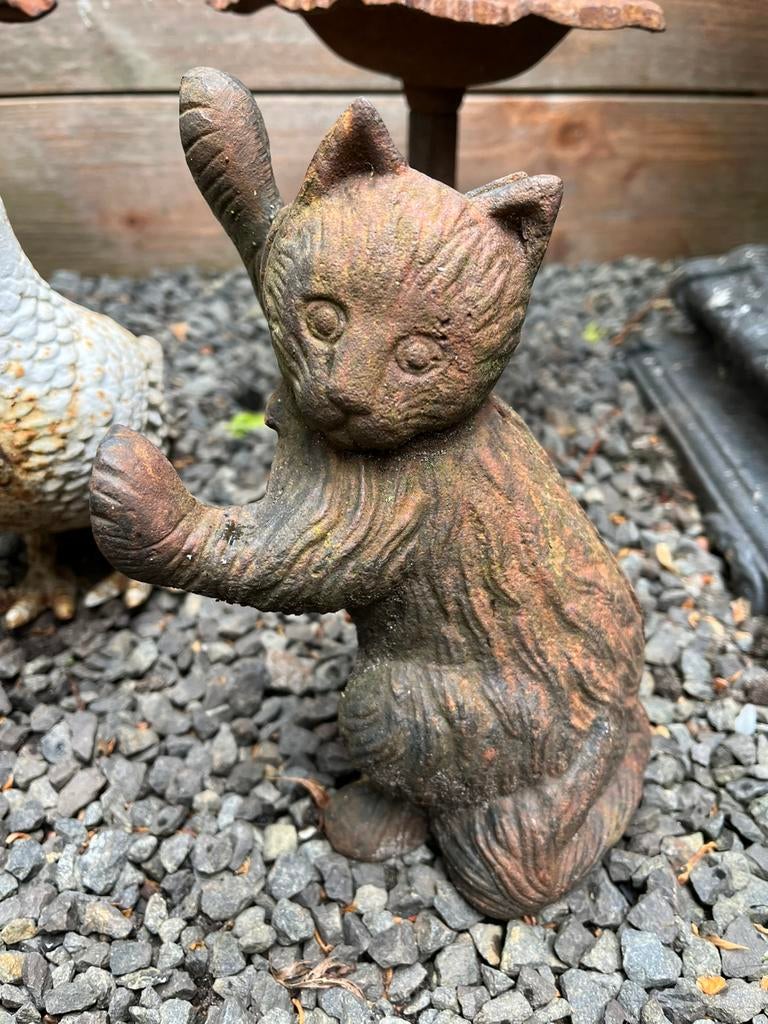 Gietijzeren kat /poes, Tuin en Terras, Tuinbeelden, Ophalen, Gebruikt, Overige materialen, Dierenbeeld