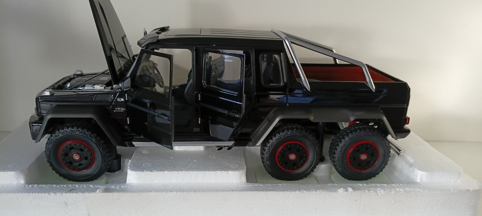 Mercedes Benz G63 AMG 6x6 Autoart., Hobby en Vrije tijd, Verzenden, Nieuw, Auto, Autoart