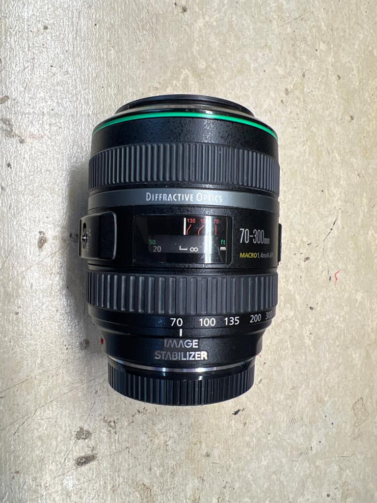Canon EF 70-300mm f/4.5-5.6 DO IS USM Zoomlens, Audio, Tv en Foto, Fotografie | Lenzen en Objectieven, Niet werkend, Telelens