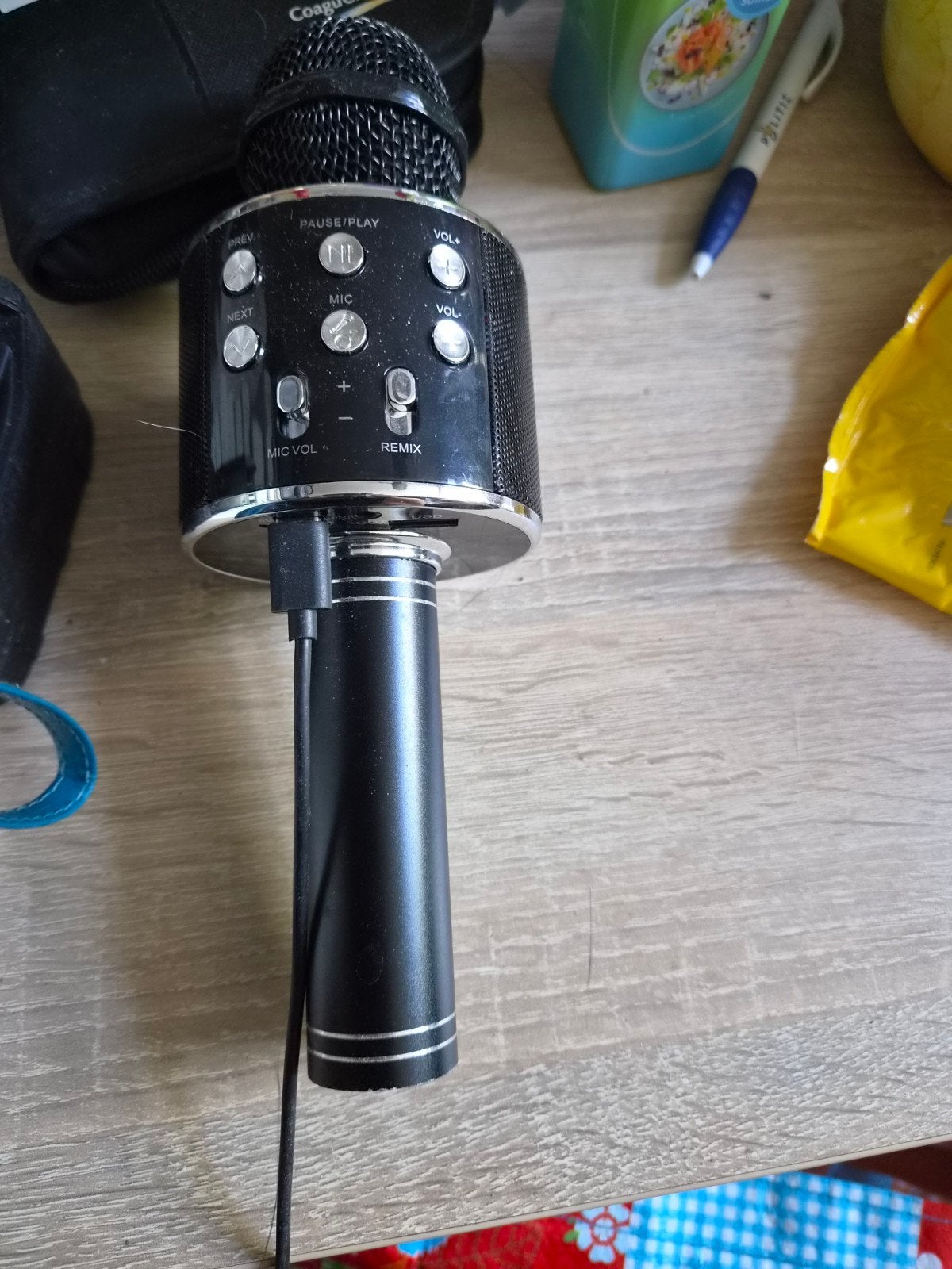 Draadloze Karaoke Microfoon met Bluetooth Speaker, Muziek en Instrumenten, Verzenden, Zo goed als nieuw, Draadloos